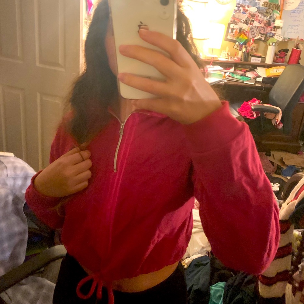 Red cropped hoodie